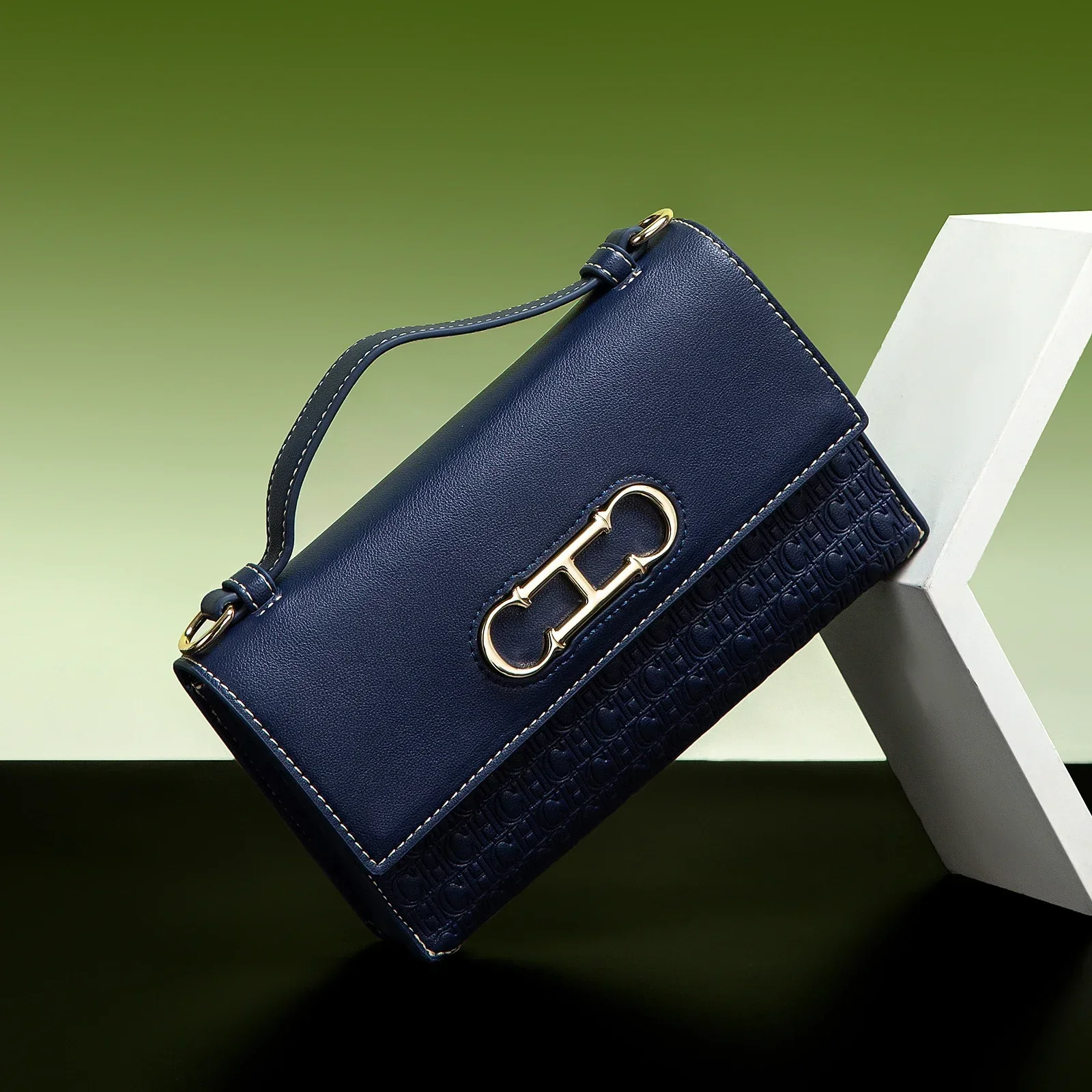 Bolsa Transversal Feminina CH  - Travel Accessories Luxury Brands avaliação e preço